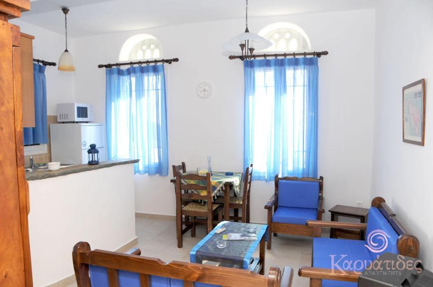 Karyatides Apartments Kariá エクステリア 写真
